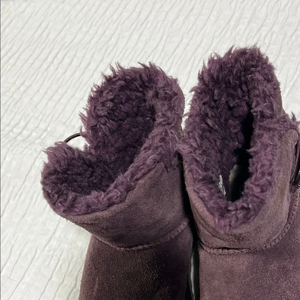 Uggs boots‎ Women's Suede Ankle Boots - Purple Mini Bailey Button Gem Classic